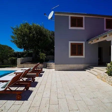 Bandella Vila
